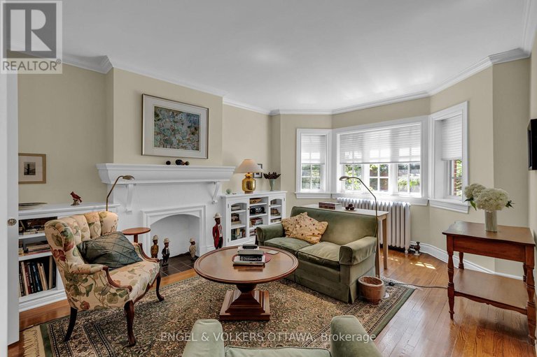 28296351/2-433-besserer-street/sandy-hill/ottawa/ontario/K1N6B9_5