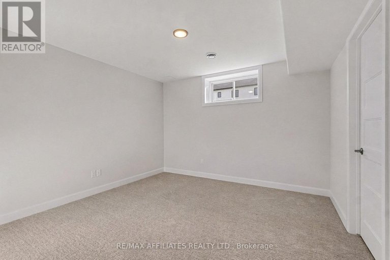 27359363/lot-44-falcon-drive/southwest-park/russell/ontario/K4R1E5_17