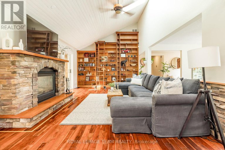 28666858/1216a-river-road/manotick-east-to-manotick-station/ottawa/ontario/K4M1B4_9