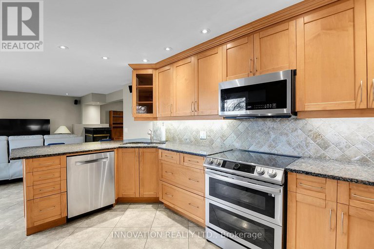 29139747/152-burnetts-grove-circle/pheasant-run/ottawa/ontario/K2J1S9_17