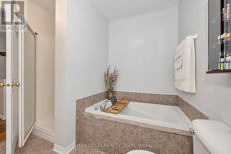 29579531/2685-sylvain-street/town-of-rockland/clarence-rockland/ontario/K4K1V3_22