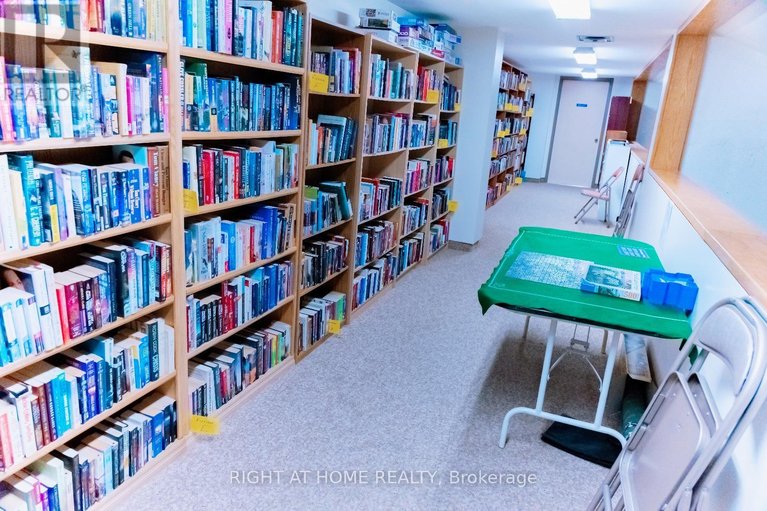 29448917/1516-2871-richmond-road/britannia-heights/ottawa/ontario/K2B8M5_46