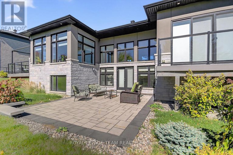 28941277/525-leimerk-court/manotick-village-manotick-estates/ottawa/ontario/K4M0B2_49