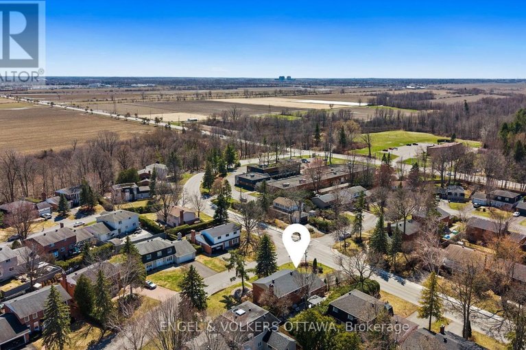 29645415/1-erinlea-court/pineglencountry-place/ottawa/ontario/K2E7C8_41