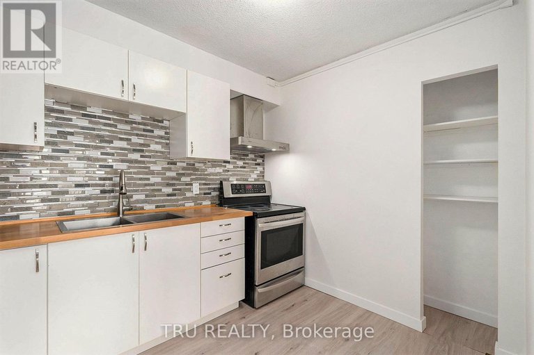 28980768/2502-1380-prince-of-wales-drive/carleton-square/ottawa/ontario/K2C3N5_11