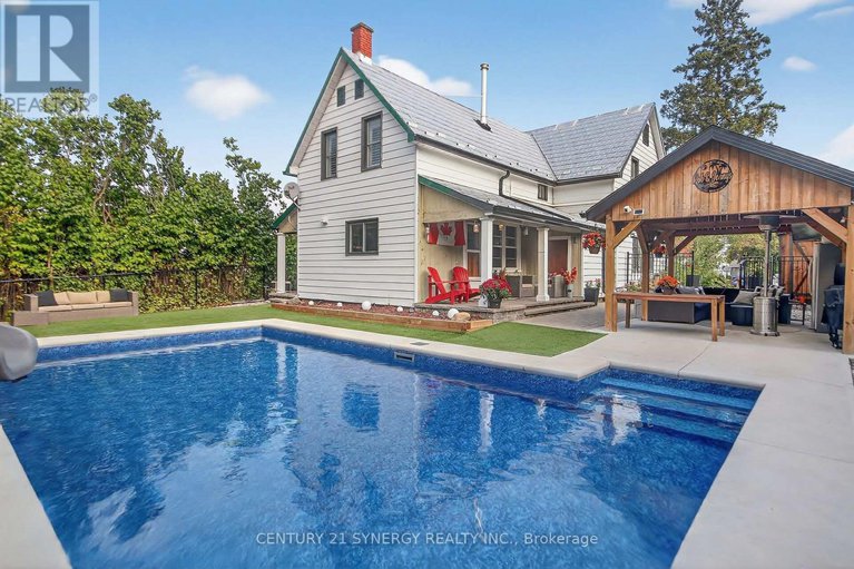 29043426/103-queen-charlotte-street/richmond/ottawa/ontario/K0A2Z0_36