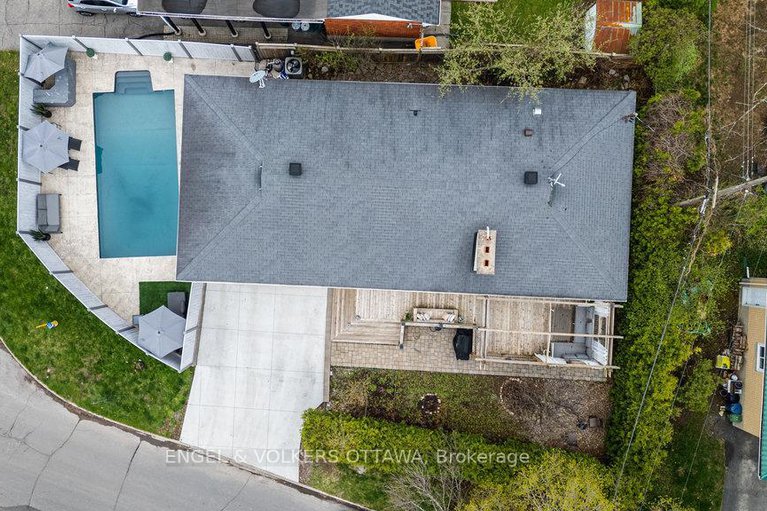 28298907/953-fairlawn-avenue/mckellar-heightsglabar-park/ottawa/ontario/K2A3S7_49
