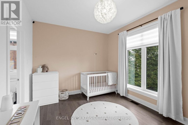 28348062/312-shoreway-drive-drive/greely/ottawa/ontario/K4P0G2_28