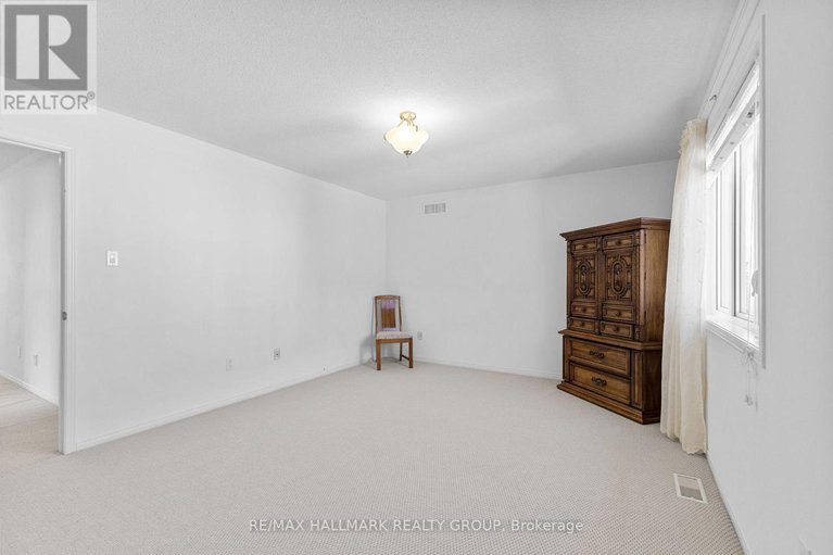 28960474/60-winding-way/barrhaven-east/ottawa/ontario/K2G6Y6_37
