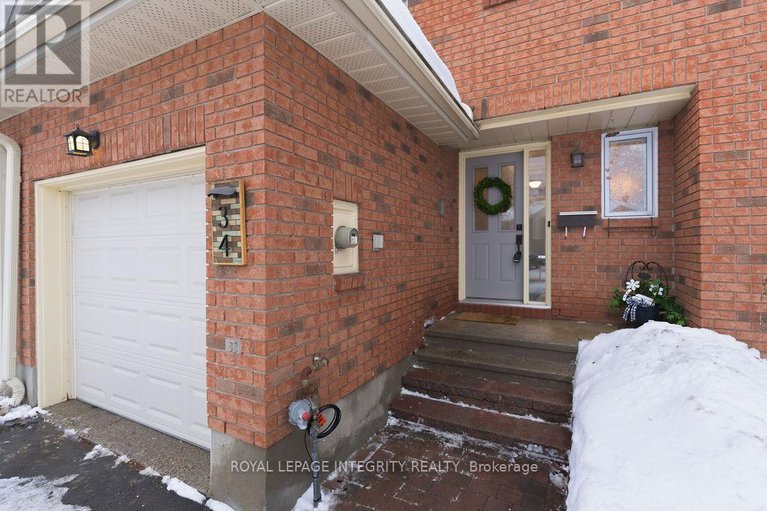 29244318/34-furlong-crescent/bridlewood/ottawa/ontario/K2M2J1_1