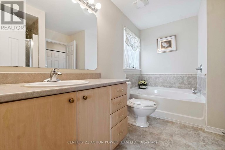 28525896/12-4037-canyon-walk-drive/riverside-southgloucester-glen/ottawa/ontario/K1V0Z4_24