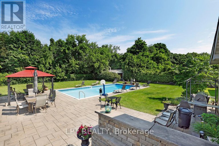 28174687/1773-st-barbara-street/blossom-parkleitrim/ottawa/ontario/K1T1M3_24