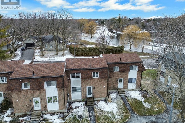 29479342/15-68-king-street/richmond/ottawa/ontario/K0A2Z0_38