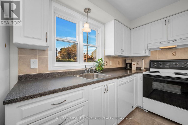 28940164/917-rand-avenue/riverside-park-south/ottawa/ontario/K1V6X3_18