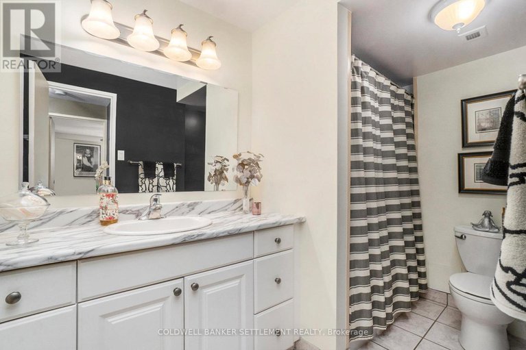 29096733/705-1356-meadowlands-drive-e/borden-farmstewart-farmcarleton-heightsparkwood-hills/ottawa/ontario/K2E6K6_18