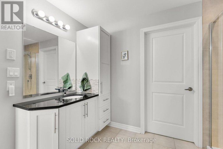 28860399/4-60-prestige-circle/chatelaine-village/ottawa/ontario/K4A0Y1_29