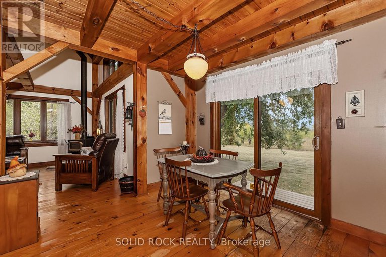 28914733/6800-dwyer-hill-road/rideau-twp-s-of-reg-rd-6-w-of-mccordick-rd/ottawa/ontario/K7A4S6_22