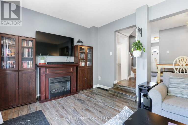 28529208/201-1500-bank-street/ottawa/ontario/K1H7Z2_16