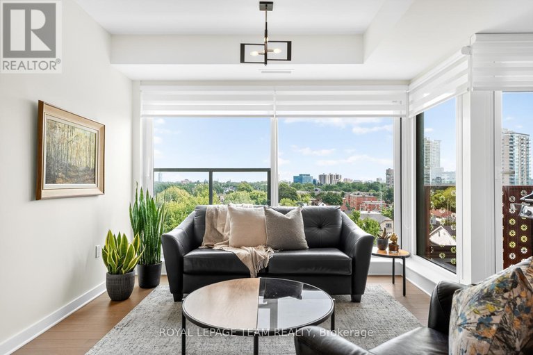28735068/608-135-barrette-street/vanier/ottawa/ontario/K1L7Z9_4