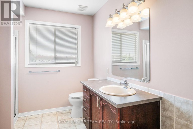 28624237/544-renaissance-drive/avalon-east/ottawa/ontario/K4A4E8_25