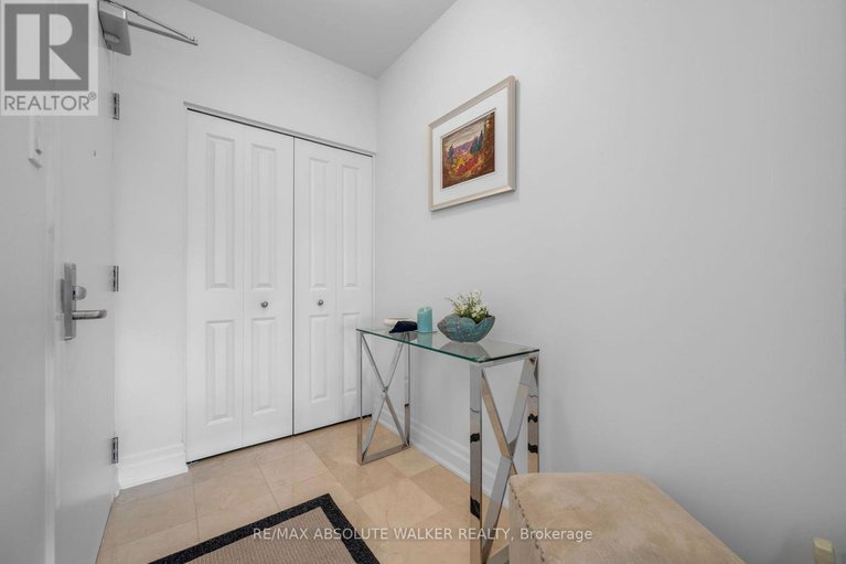 29258983/207-90-landry-street/vanier/ottawa/ontario/K1L0A9_6