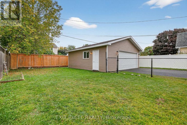 28910924/1456-larose-avenue/carlington/ottawa/ontario/K1Z7X8_31