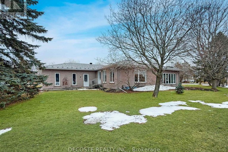 29501033/6298-maclean-court/south-glengarry-lancaster-twp/south-glengarry/ontario/K0C1E0_4