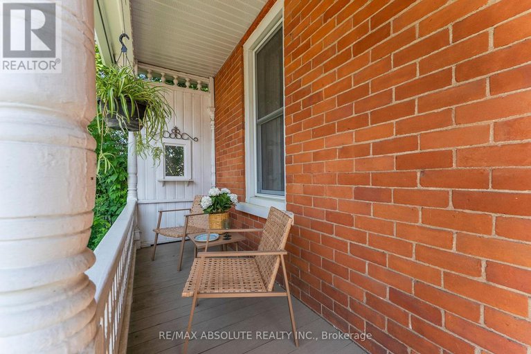 28469418/167-macfarlane-street/pakenham/mississippi-mills/ontario/K0A2X0_2
