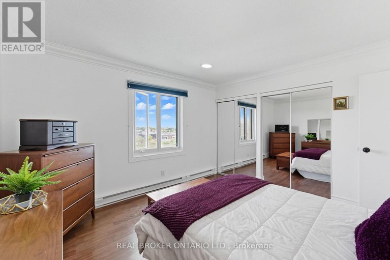 28953393/907-158c-mcarthur-avenue/vanier/ottawa/ontario/K1L8E7_20