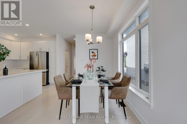 28890064/856-clapham-terrace/stittsville-south/ottawa/ontario/K2S2P1_16