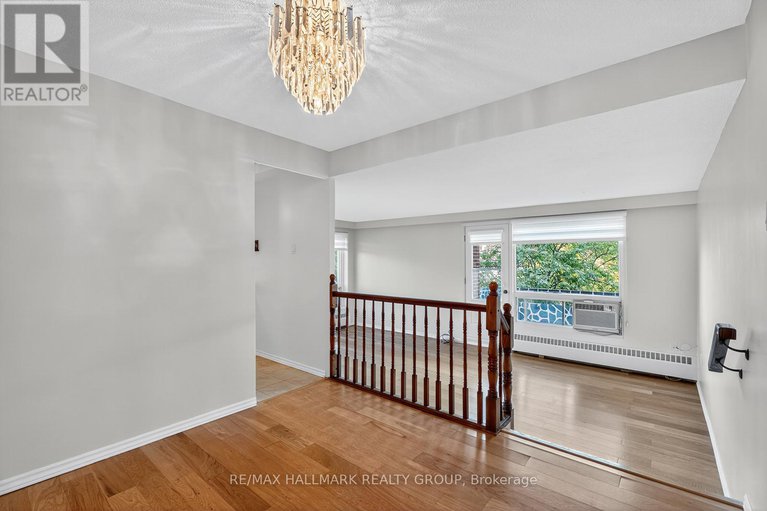 29441867/304-915-elmsmere-road/beacon-hill-south/ottawa/ontario/K1J8H8_21