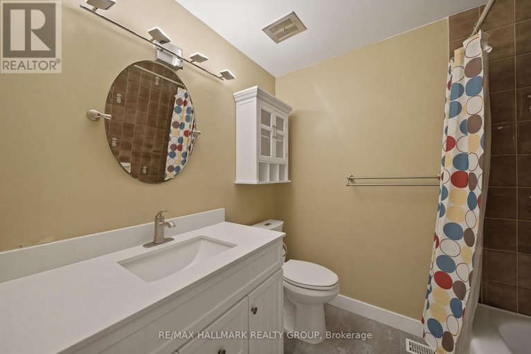 29612931/69-woodmount-crescent/borden-farmstewart-farmcarleton-heightsparkwood-hills/ottawa/ontario/K2E5P9_13