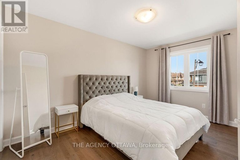 29672100/336-barrett-farm-drive/blossom-parkkemp-parkfindlay-creek/ottawa/ontario/K1T0X8_26