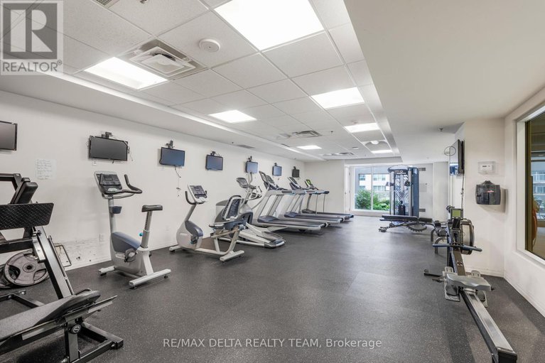 28453209/403-242-rideau-street/sandy-hill/ottawa/ontario/K1N0B7_27