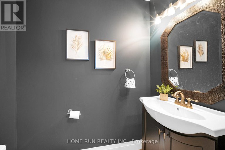 29108285/43-rothesay-drive/glencairnhazeldean/ottawa/ontario/K2L1N6_32