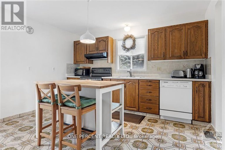 28436232/434-hilson-avenue/westborohampton-park/ottawa/ontario/K1Z6C3_7