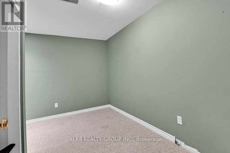 28770796/12-john-sidney-crescent/stittsville-south/ottawa/ontario/K2S1J7_33