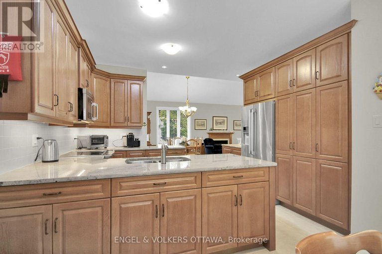28712729/103-magnolia-way-e/north-grenville-twp-kemptville-south/north-grenville/ontario/K0G1J0_12