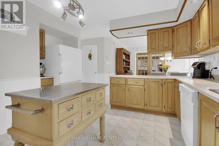 28746797/11-lamadeleine-boulevard/embrun/russell/ontario/K0A1W0_11