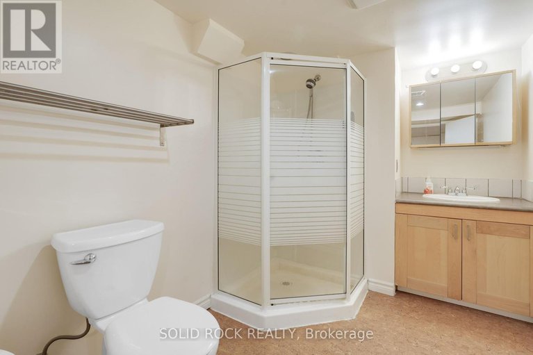 28538691/1135-maybank-street/parkway-park/ottawa/ontario/K2C2W7_34