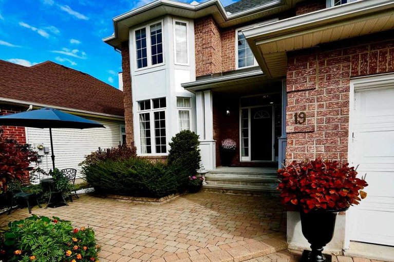 29379159/19-black-tern-crescent/bridlewood/ottawa/ontario/K2M2Z4_47