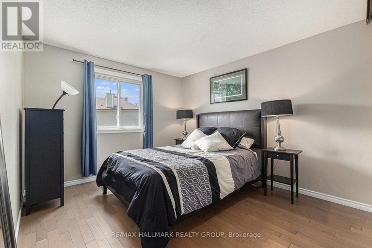 28754000/68-hewitt-court/katimavik/ottawa/ontario/K2L3R3_22