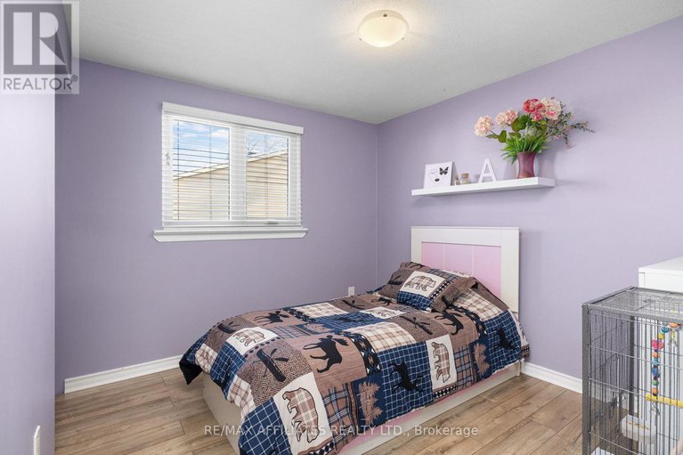 29175531/910-borland-drive/chatelaine-village/ottawa/ontario/K1E1X6_27