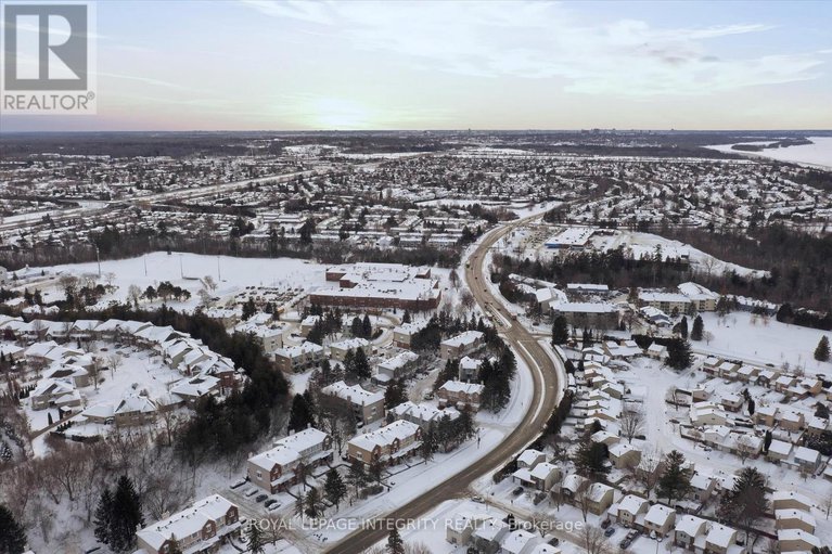 29317340/114-6532-bilberry-drive/orleans-wood/ottawa/ontario/K1C4N9_33