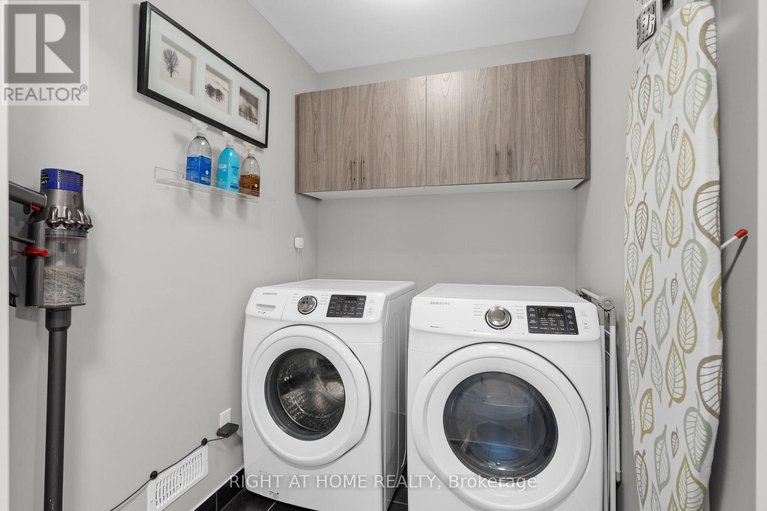 28530019/5-merrill-street/stittsville-north/ottawa/ontario/K2S2M8_26