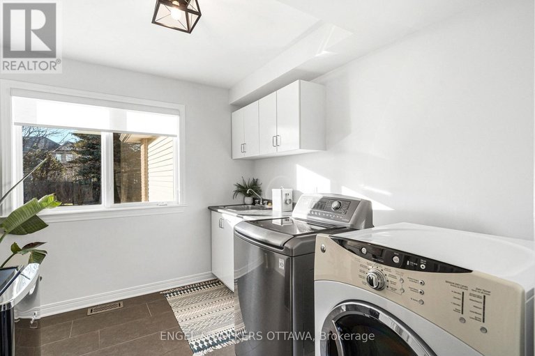 29666801/32-barcham-crescent/hearts-desire/ottawa/ontario/K2J3Z7_18