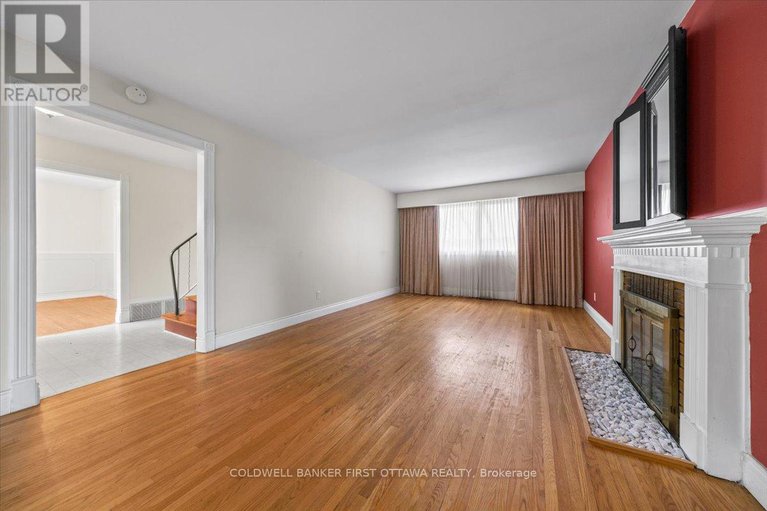 28767158/2326-harding-road/elmvale-acresurbandale/ottawa/ontario/K1G3B9_26