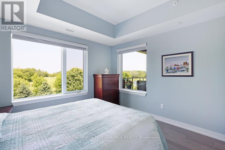 28530470/unit-308-280-herzberg-road/morgans-grantsouth-march/ottawa/ontario/K2A1H1_28