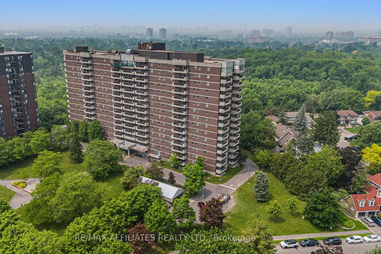 28447664/211-1705-playfair-drive/playfair-park/ottawa/ontario/K1H8P6_22