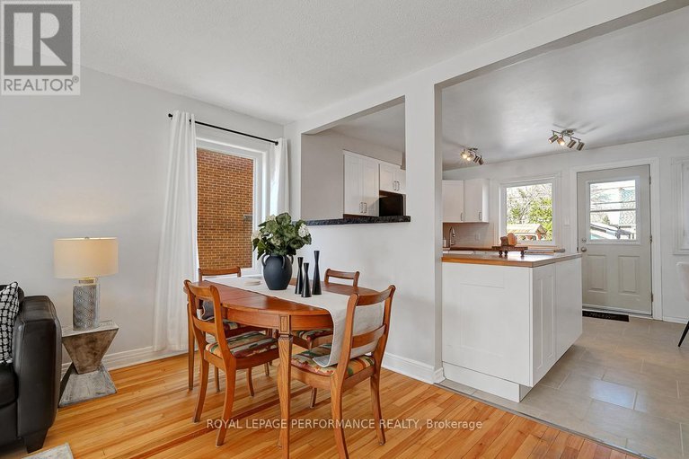 29433009/321-donald-street/overbrookcastle-heights/ottawa/ontario/K1K1M4_8